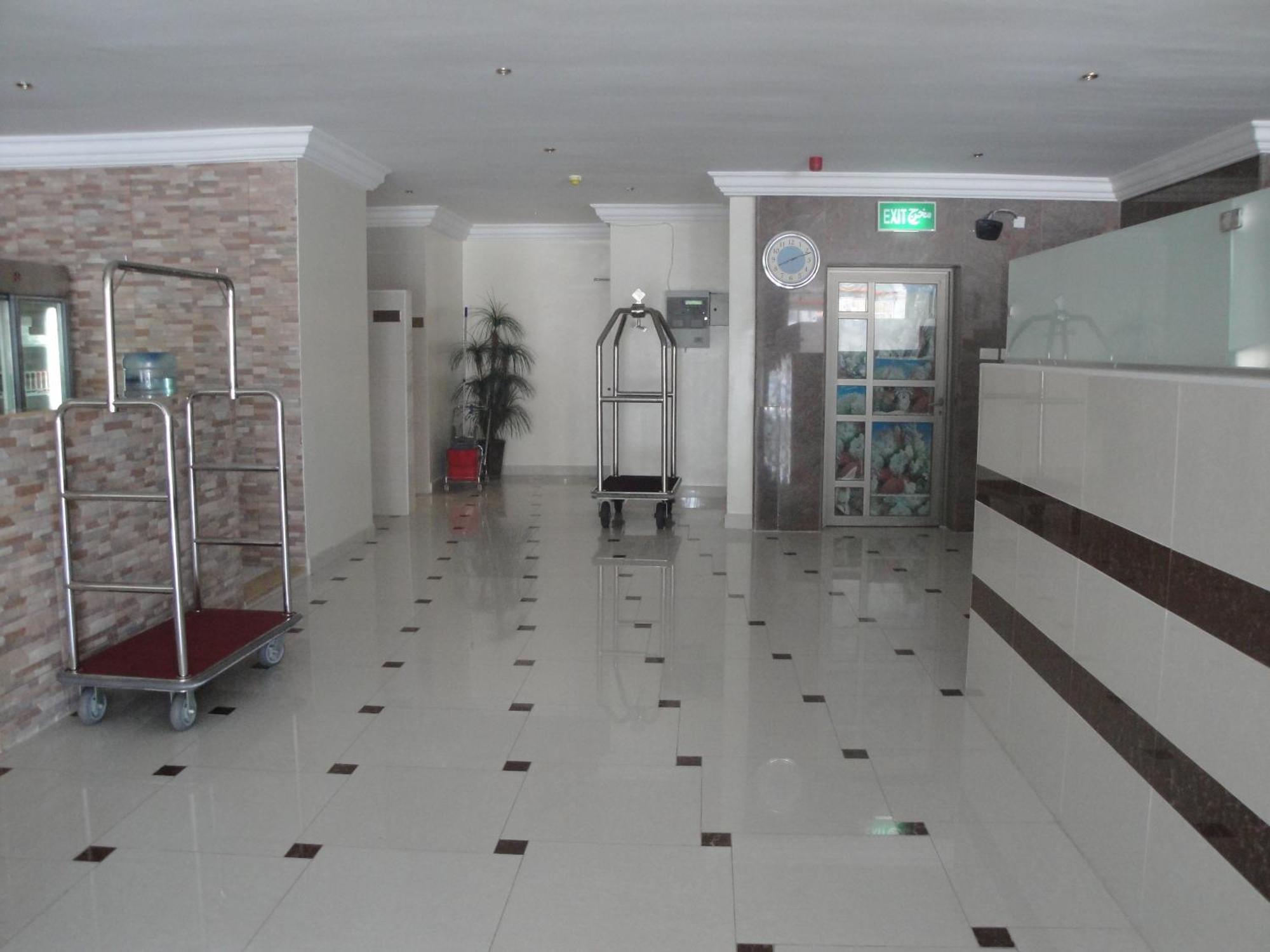 Marina Royal Hotel Suites Кувейт Екстериор снимка