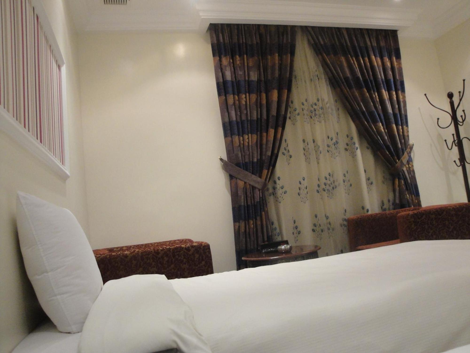Marina Royal Hotel Suites Кувейт Екстериор снимка